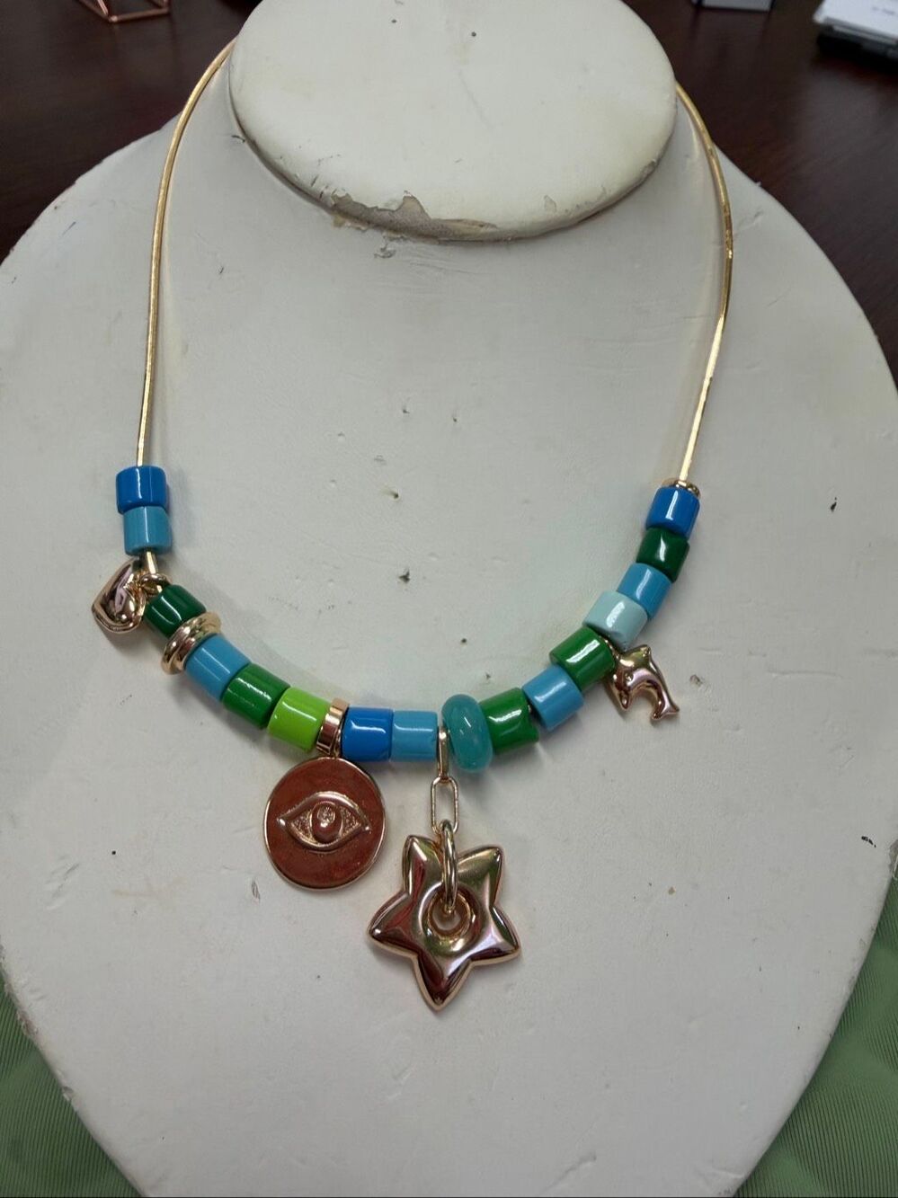 NWOT Serefina necklace